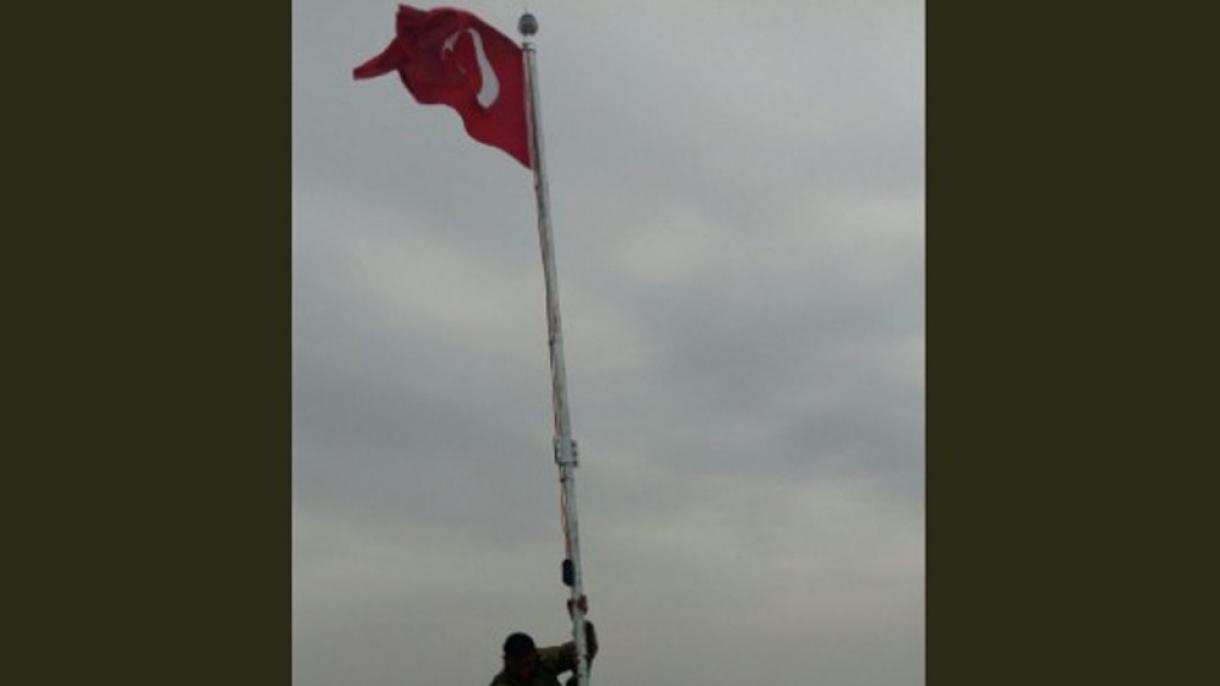 پرچم ترکیه در منطقه زاپ برافراشته شد