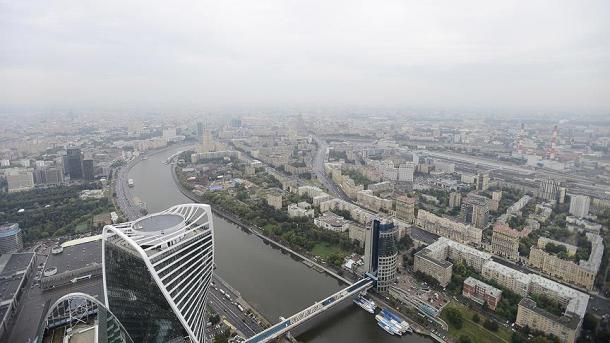 Russie : l’excédent commercial baisse de 47%, le PIB régresse de 3,7% en 2015