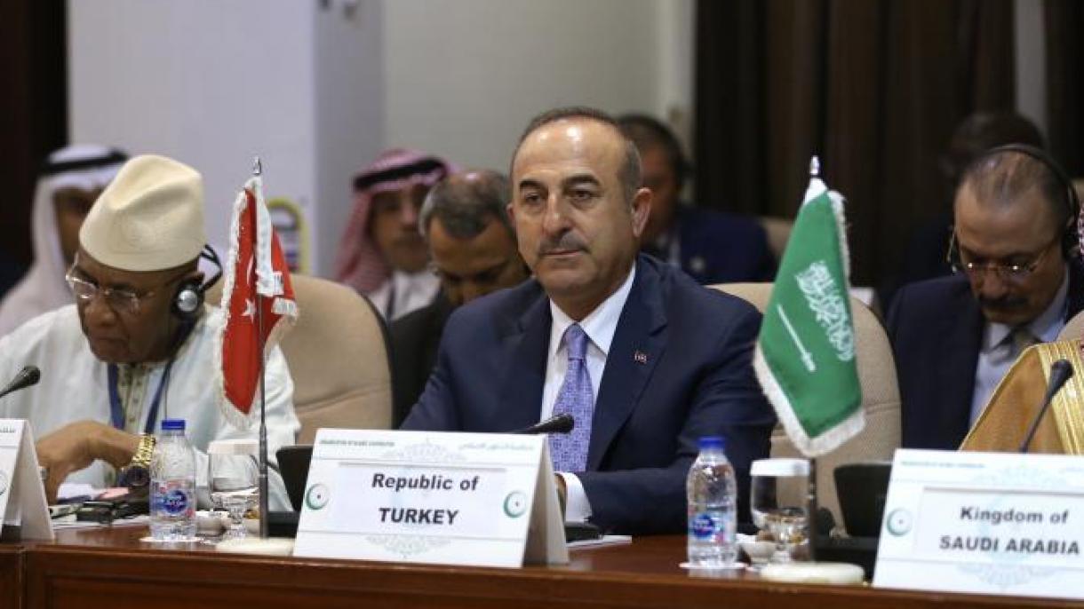 Çavuşoğlu: "Proteger o estatuto de Jerusalém é uma responsabilidade histórica"