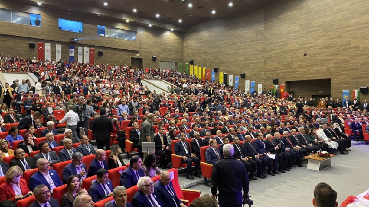 Türkiyedə keçirilən beynəlxalq türk simpoziumunun rəsmi açılış mərasimi olub