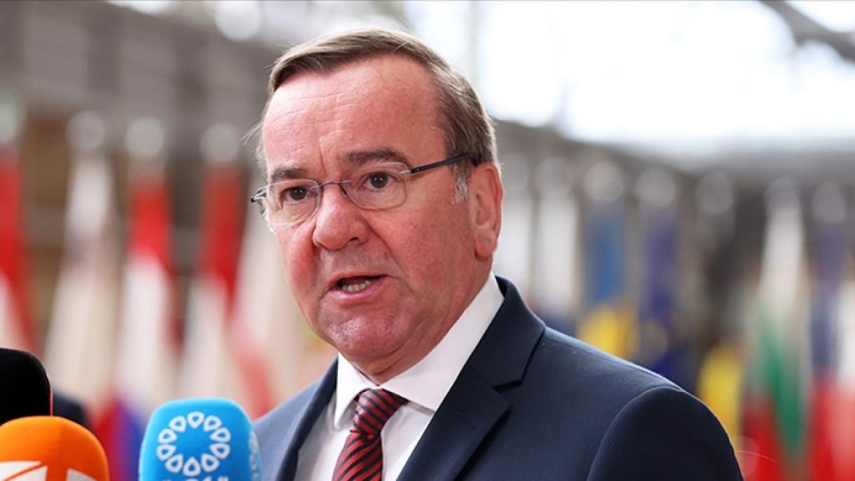 Il ministro della Difesa tedesco: “L'esercito non è pronto per una possibile guerra”