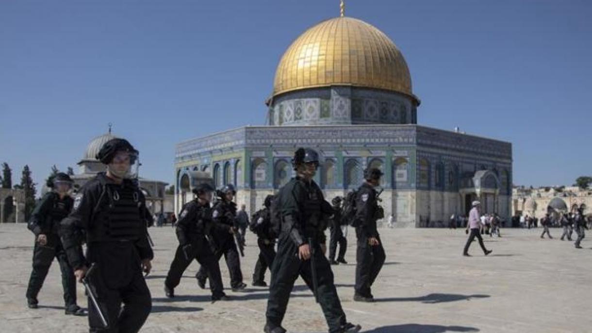 Pour la 3e fois pendant l'Aïd, la police israélienne permet à 1729 colons d'envahir al-Aqsa