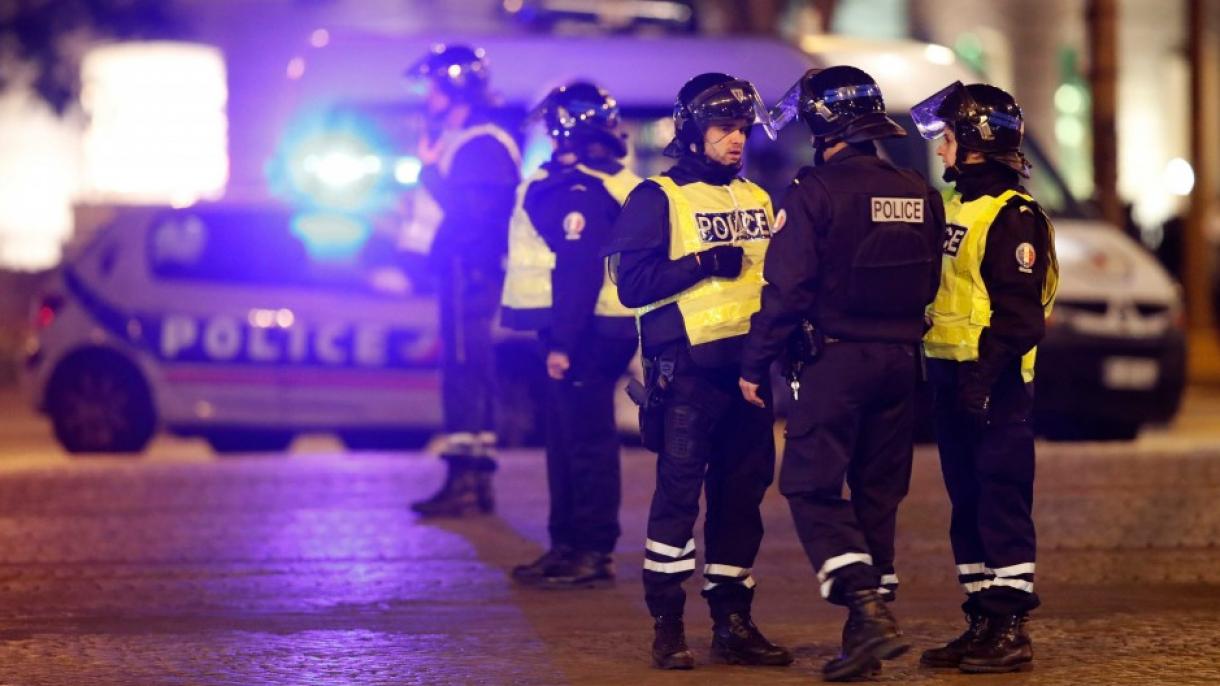 پیرس: گاڑی ہجوم پر چڑھانے کی کوشش،مشتبہ شخص گرفتار