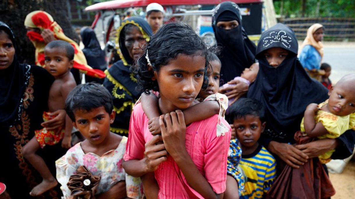 Аракандык  мусулмандар Бангладеш чек арасында күтүшүүдө