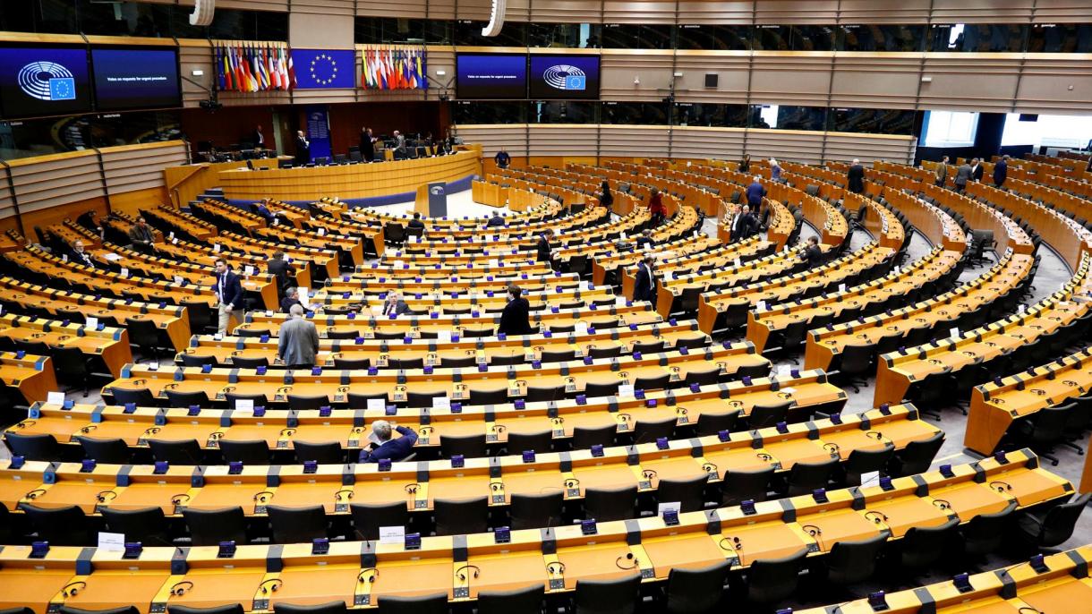 پارلمان اروپا کمک‌ اتحادیه اروپا به ترکیه را تایید کرد