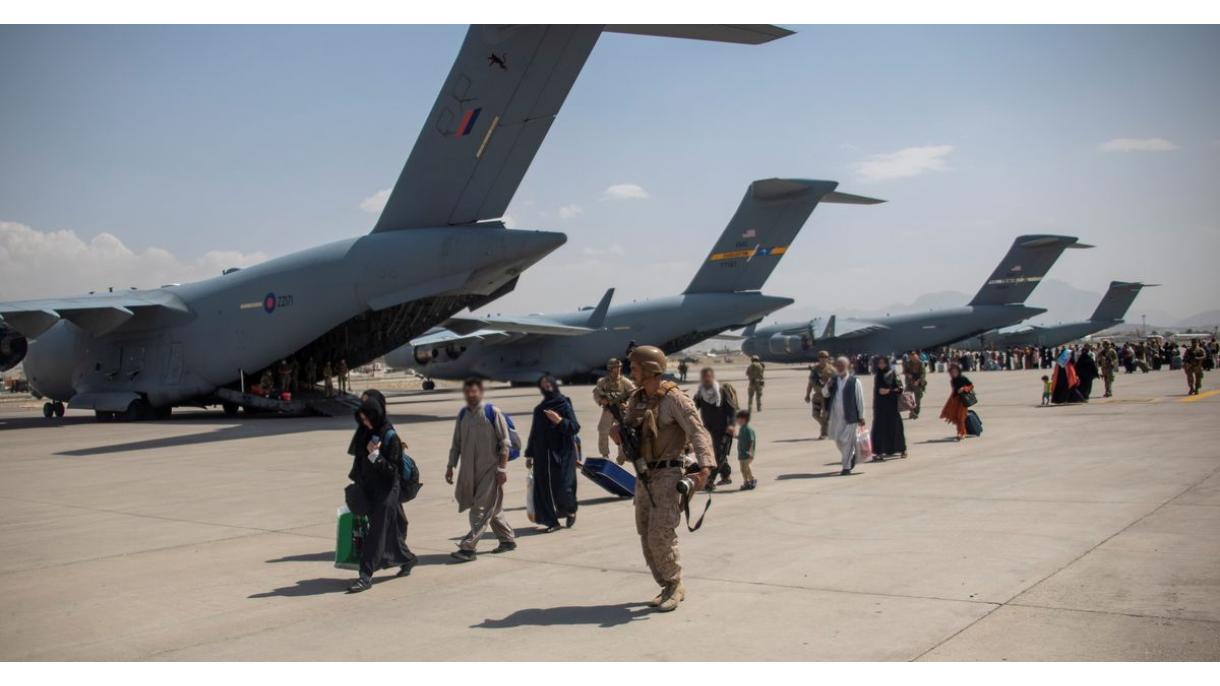 اسپانیا: خارج کردن افغان‌ها از افغانستان هر روز سخت‌تر می‌شود