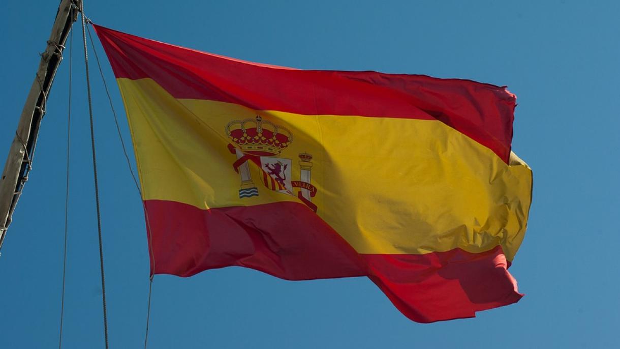 西班牙议会中女性比率升高