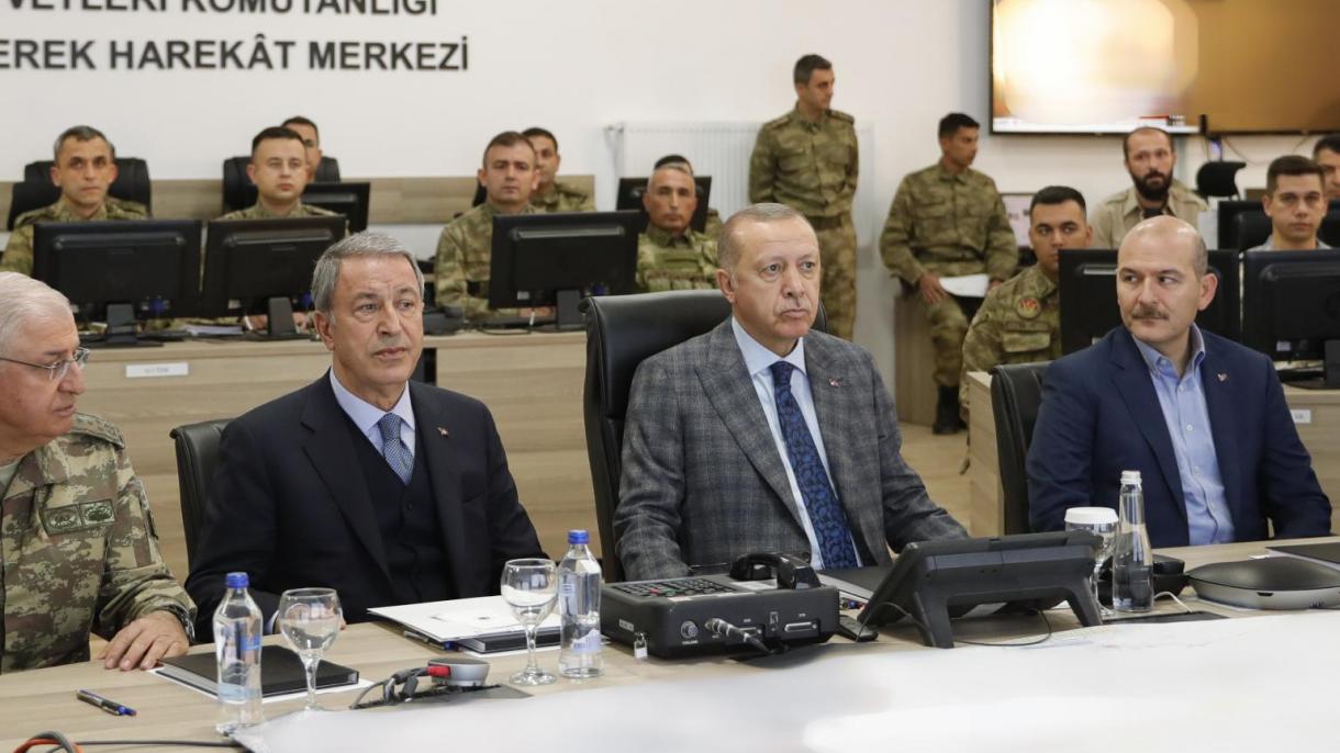 اردوغان از مرکز فرماندهی عملیات چشمه صلح در شانلی اورفا بازدید کرد
