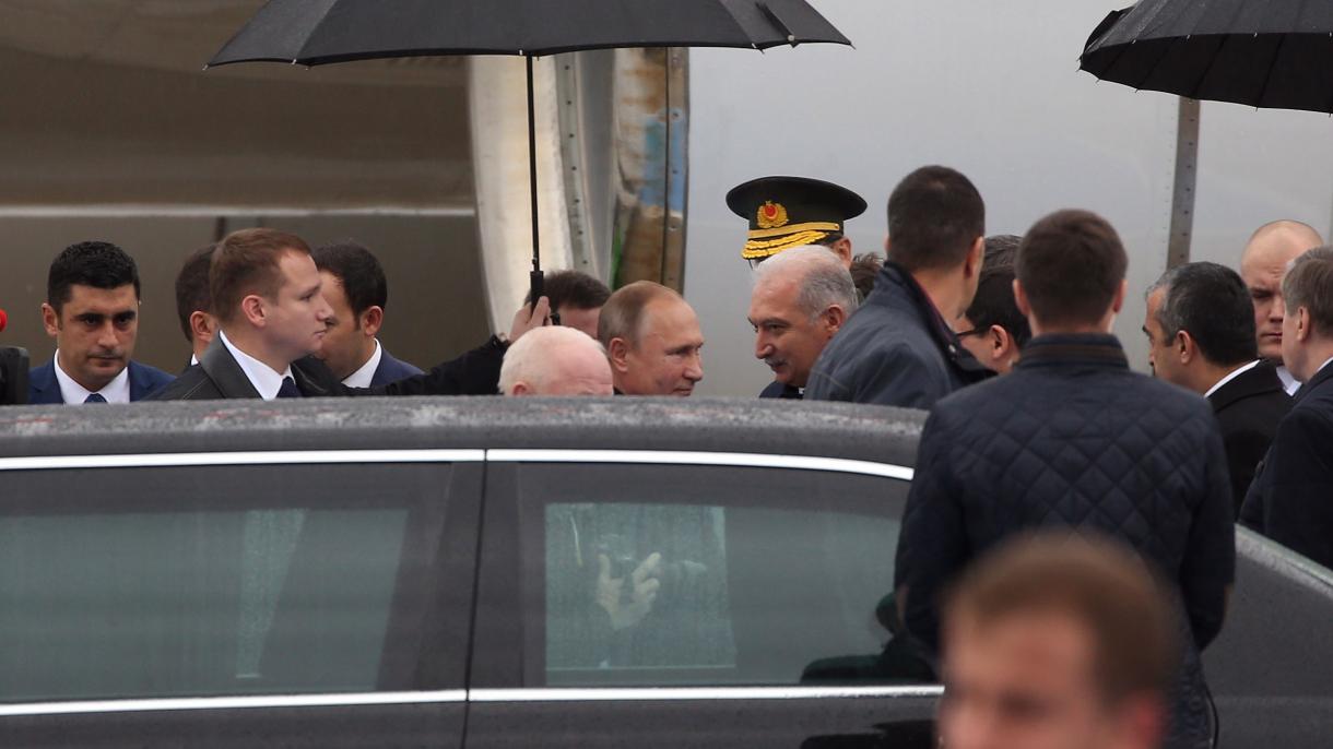 Rossiya prezidenti Vladimir Putin Istanbulga tashrif buyurdi
