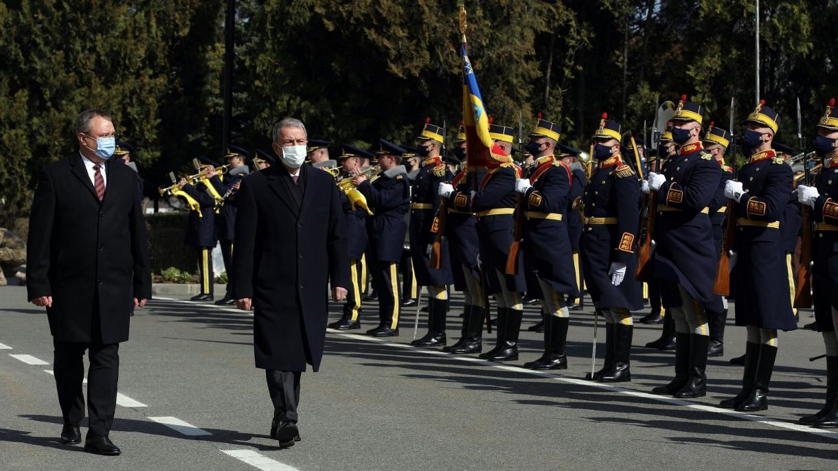 Millî Savunma Bakanı Hulusi Akar Romanya Savunma Bakanı Nicolae Ionel Ciuca.jpg