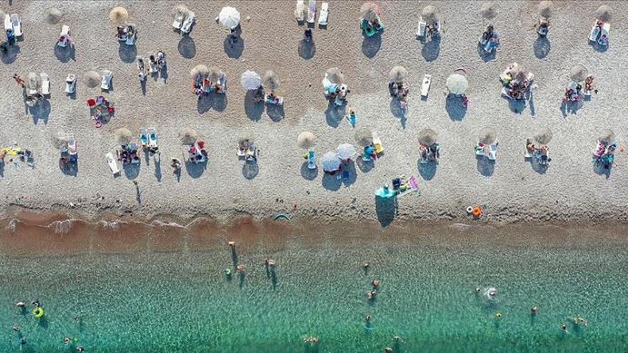 Antaliyada turizm mavsumi ayniqsa avgust oyida qayta harakatlana boshladi