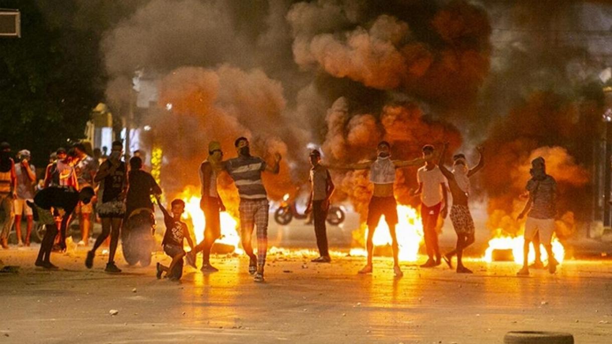 تظاهرات در اعتراض به مرگ جوان تونسی در نتیجه خشونت پلیس