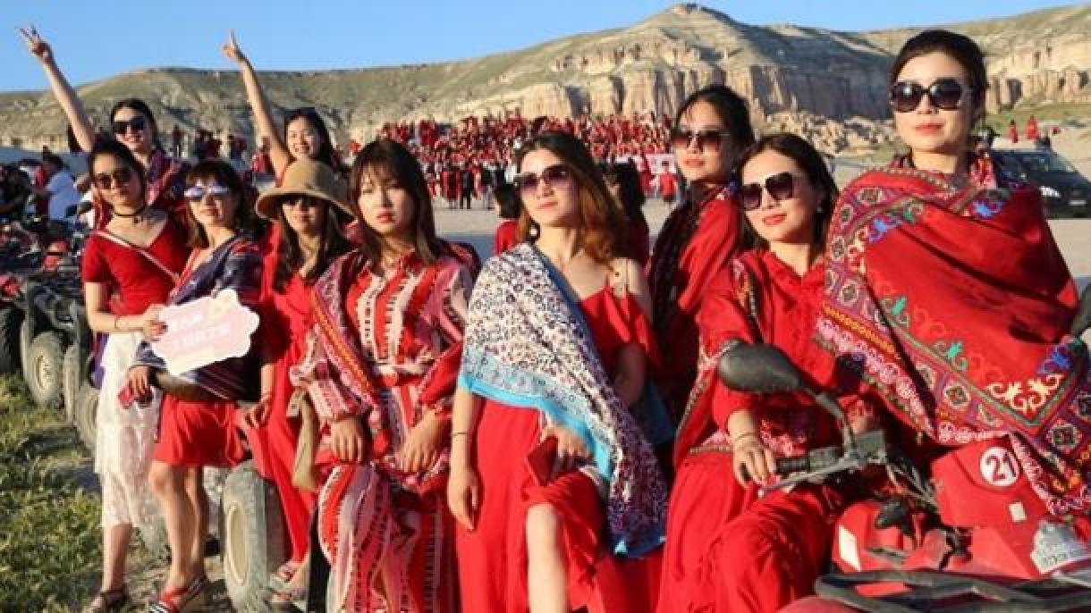 Mais e mais turistas do Extremo Oriente chegam à Turquia