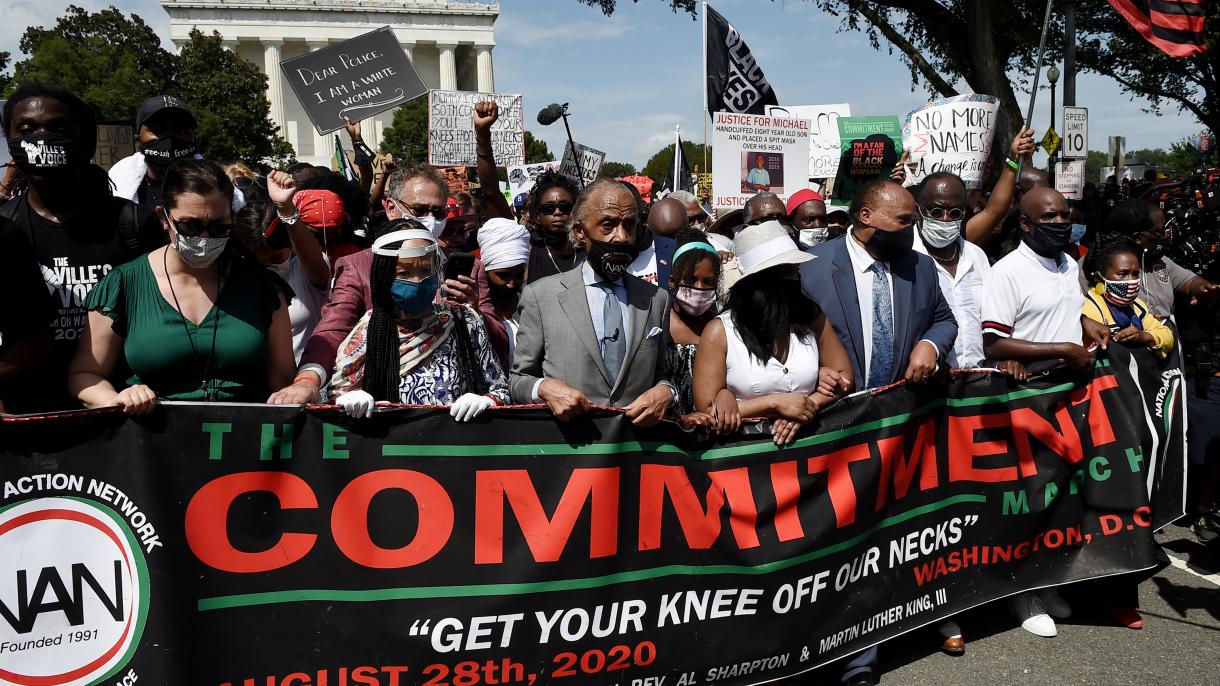 Miles se reúnen en Washington para exigir igualdad racial