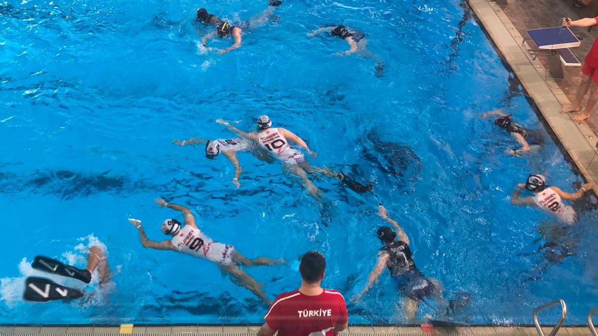 Sualtı Reqbi Dünya Çempionatında Türkiyə qadınları qızıl medal qazandı