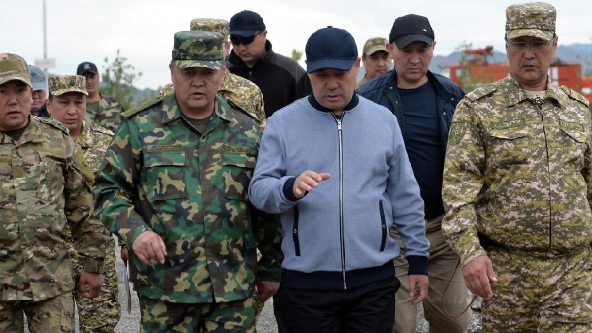 Japarov qurolli to‘qnashuvda ziyon ko‘rgan Maqsad qishlog‘i aholisi bilan uchrashdi