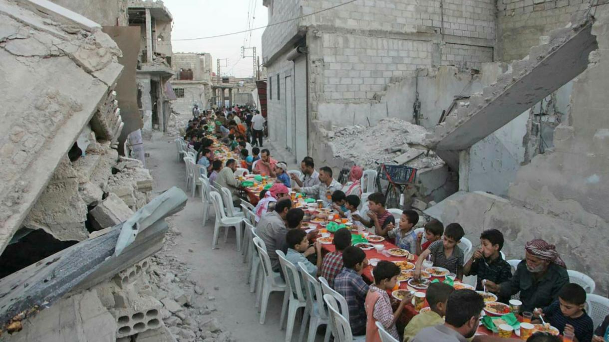 یمن، ضرورتمندوں اور پناہ گزین کو افطاریہ اور افطاری کی امداد