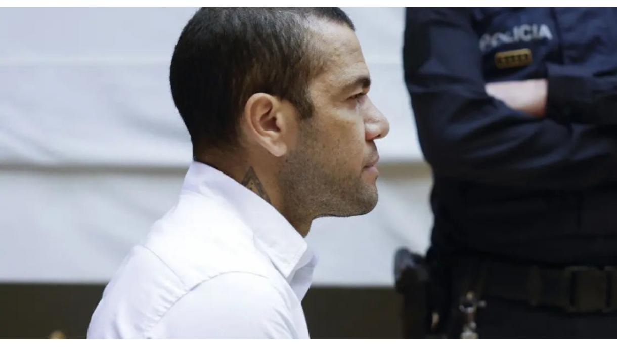 Dani Alves condenado a 4 años y 6 meses de cárcel