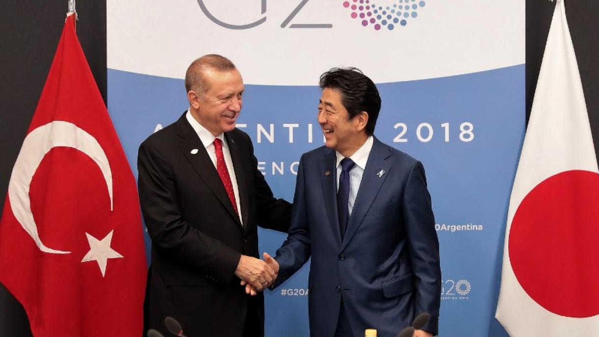 Erdogan fala por telefone com o primeiro-ministro do Japão
