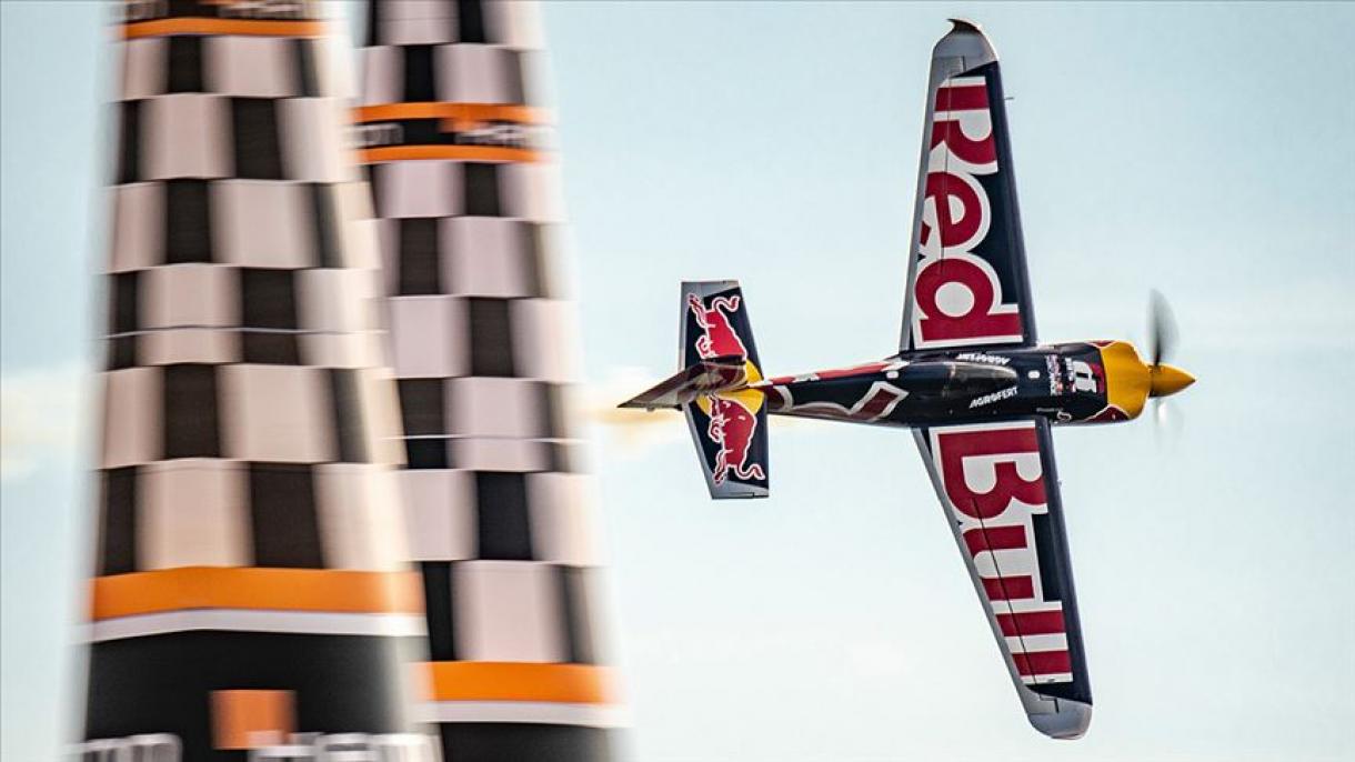 Matt Hall postao prvak atraktivnog takmičenja Red Bull Air