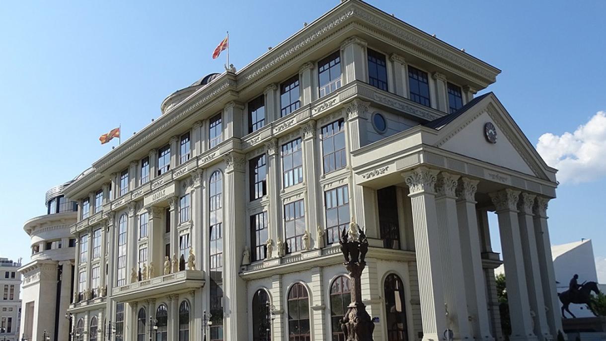 Македонија упати протестна нота до Унгарија во врска со случајот со поранешниот премиер Груевски