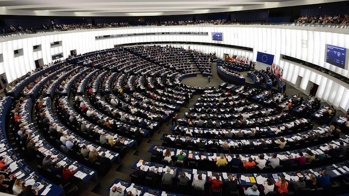 欧洲议会批准英国无协议脱欧筹备范围内的措施议案