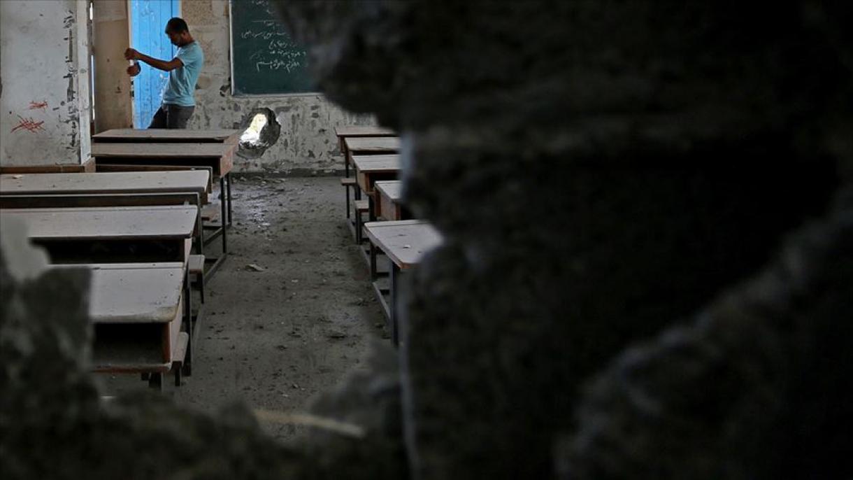 Ataque com mísseis de Israel contra uma escola em Gaza e fluxo de combustível interrompido
