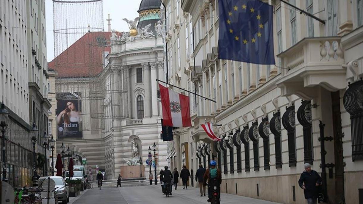 Austria será el primer país de Europa en implementar la vacunación obligatoria contra la COVID-19
