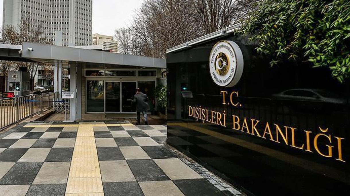 Ministério dos Negócios Estrangeiros da Turquia faz aviso sobre viagens à China