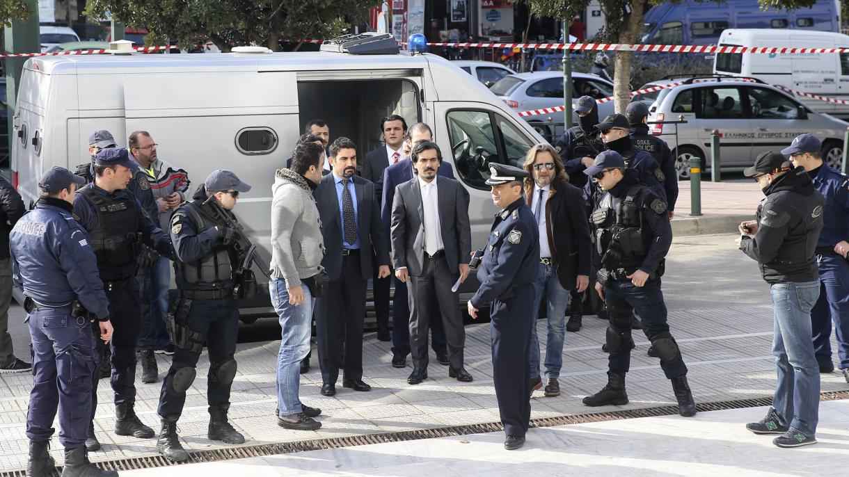 Turquia envia pedido de extradição à Grécia para soldados golpistas