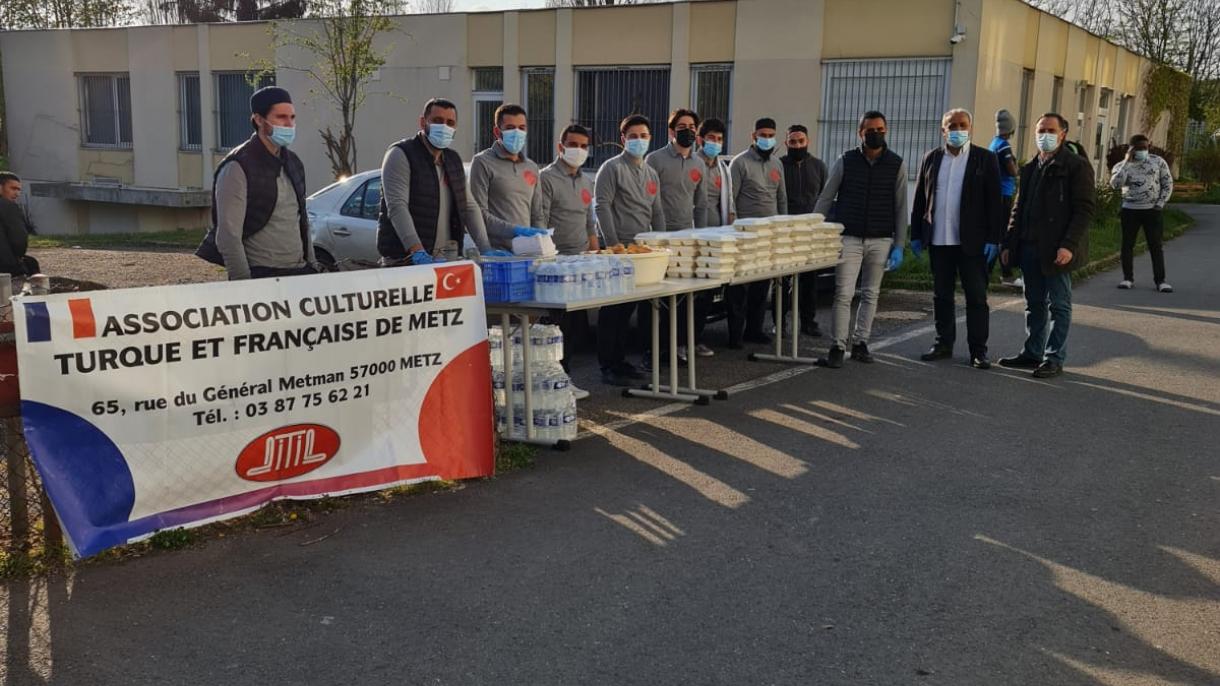 France: l'association culturelle turque et française de Metz distribue des aides aux plus démunis