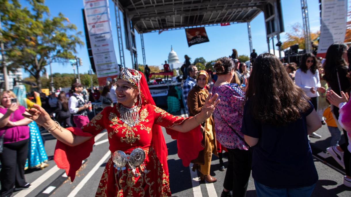 Festival Tradicional Turco atrai muitos visitantes em Washington