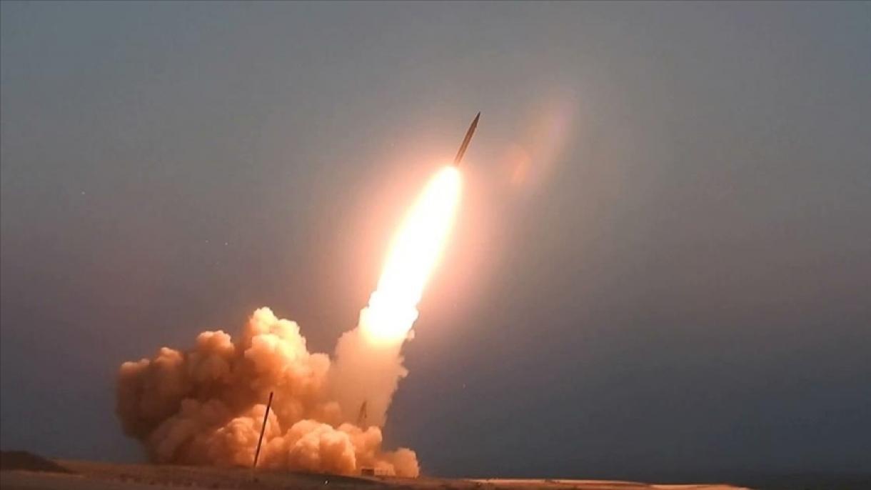Pyongyang prueba un misil balístico hacia el mar de Japón