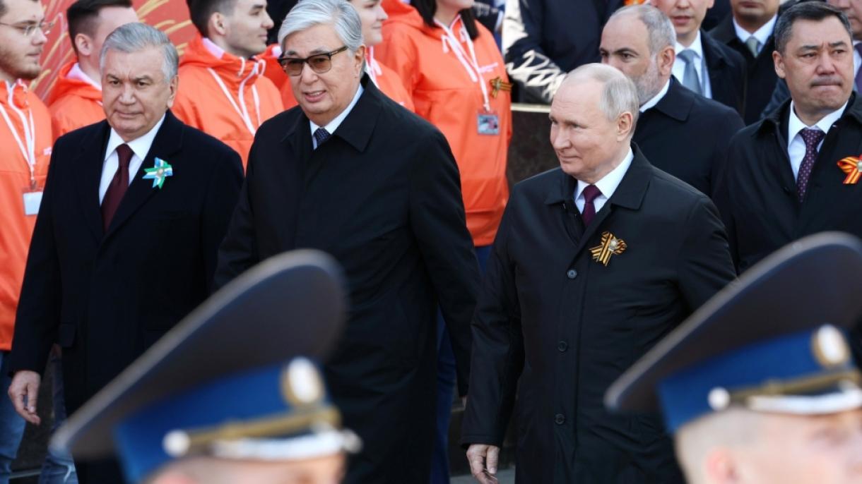 “Qərb faşitləri kimin məğlub etdiyini unutdu, deyəsən”, V.Putin