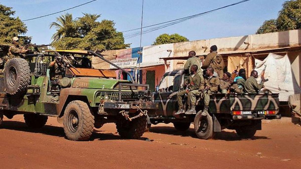 مالی، فوجی  ہیڈ کوارٹروں پر حملوں میں  27 افراد ہلاک
