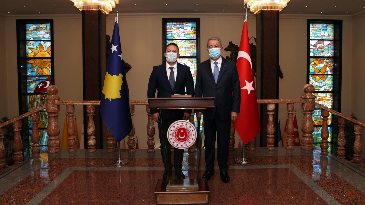 Akar Kosova saqlanu ministrı Mehaj belän oçraştı