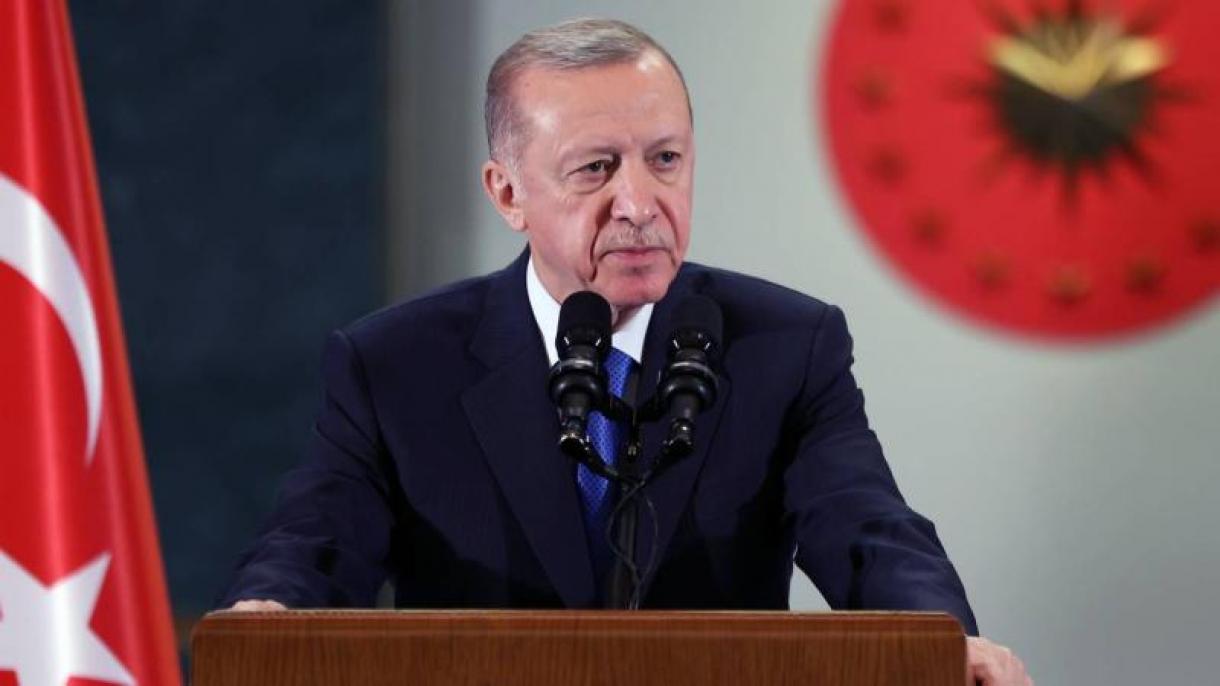 Erdogan: "Deseamos llevar a 265 mil millones de dólares la exportación de Türkiye"