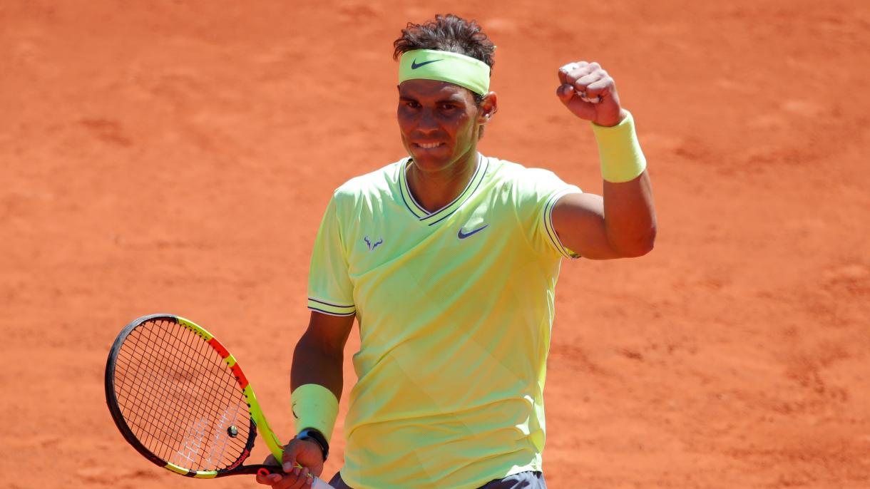 Rafael Nadal derrotou Roger Federer e avançou para a final de Roland Garros