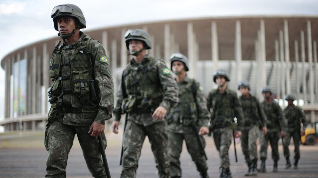 General brasileño asegura que misión de la intervención de seguridad en Río "se cumplió"