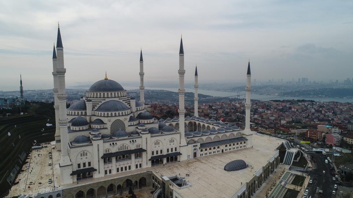 A maior mesquita da Turquia é inaugurada