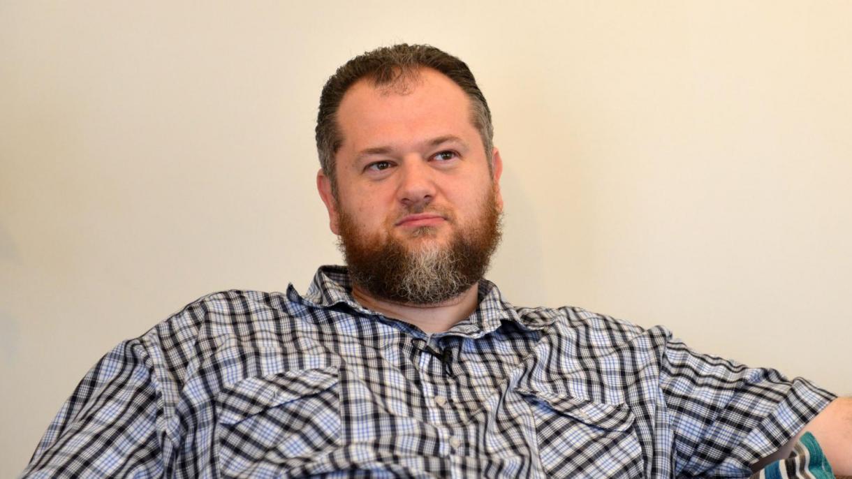 Economista australiano: "Aprendemos decencia de los seriales turcos"