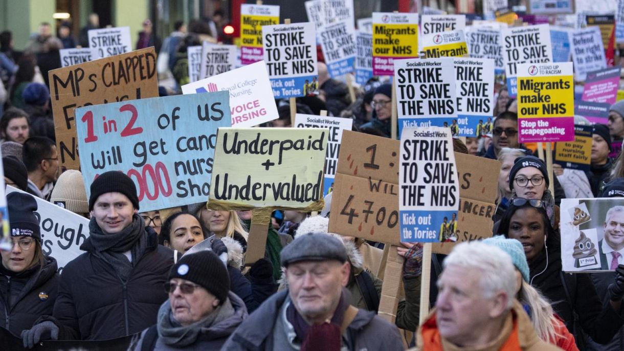 Gobierno británico prepara un proyecto de ley que restringiría la huelga de los empleados