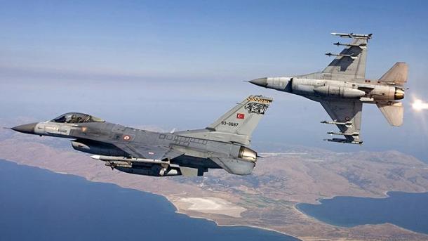 L'armée turque élimine une cinquantaine de terroristes de Daesh en Syrie