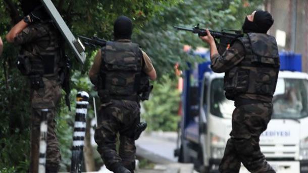 Σε εξέλιξη οι αντιτρομοκρατικές επιχειρήσεις