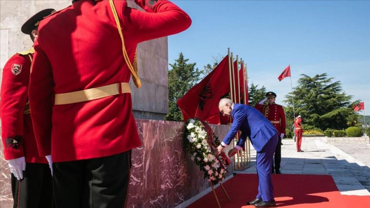 Shqipëri – Shënohet Dita e Dëshmorëve të Atdheut