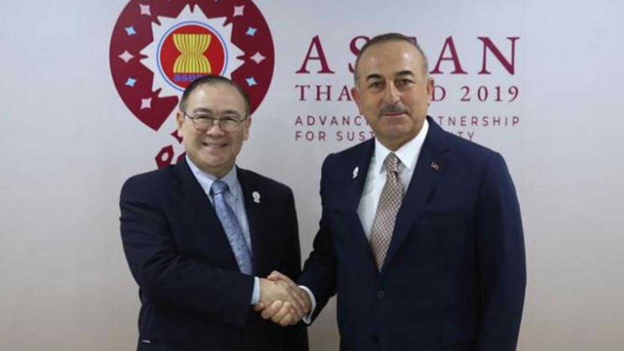 تھائی لینڈ میں ترک اور فلپائنی وزراء خارجہ کی ملاقات