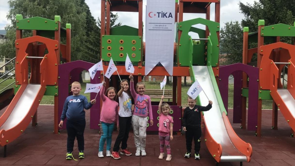 TIKA_Karadağ_Baranes şehri_çocuk parkı.jpg