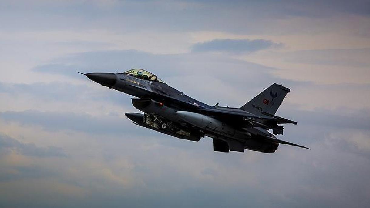 土耳其空军摧毁12处恐怖目标