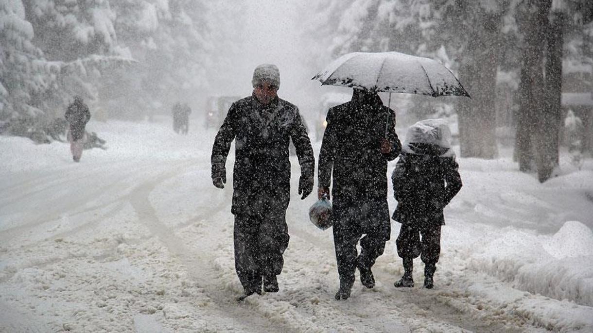 阿富汗北部极寒天气冻死25名儿童