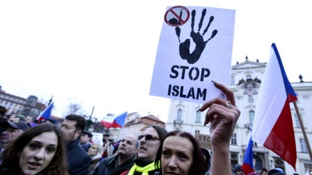 France: un site d'extrême droite condamné pour une "diatribe violente" contre les musulmans